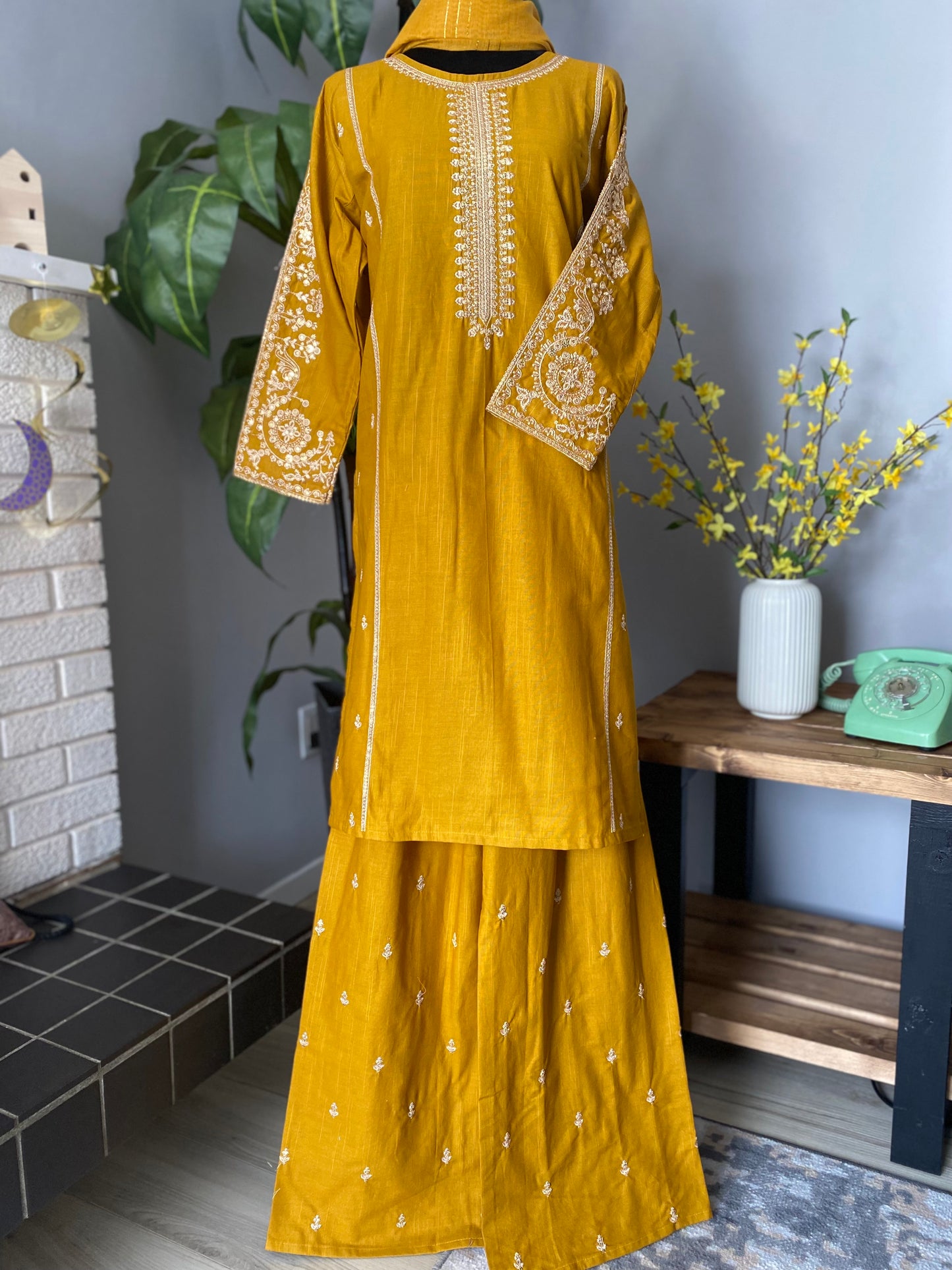 Embroidered Cotton 3-piece MUSTARD YELLOW