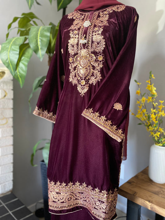 Embroidered Velvet 3-piece MAROON