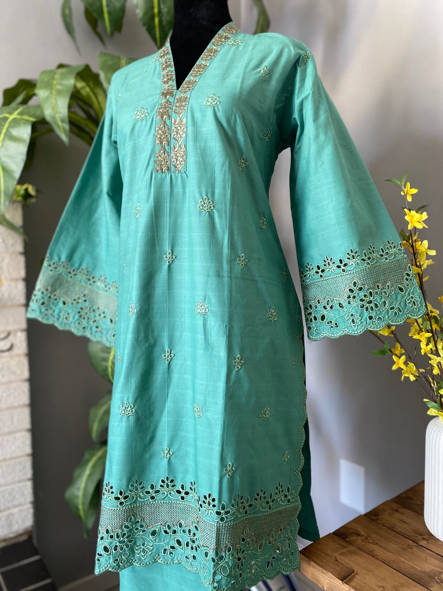 Embroidered Cotton 3-piece AQUAMARINE BLUE
