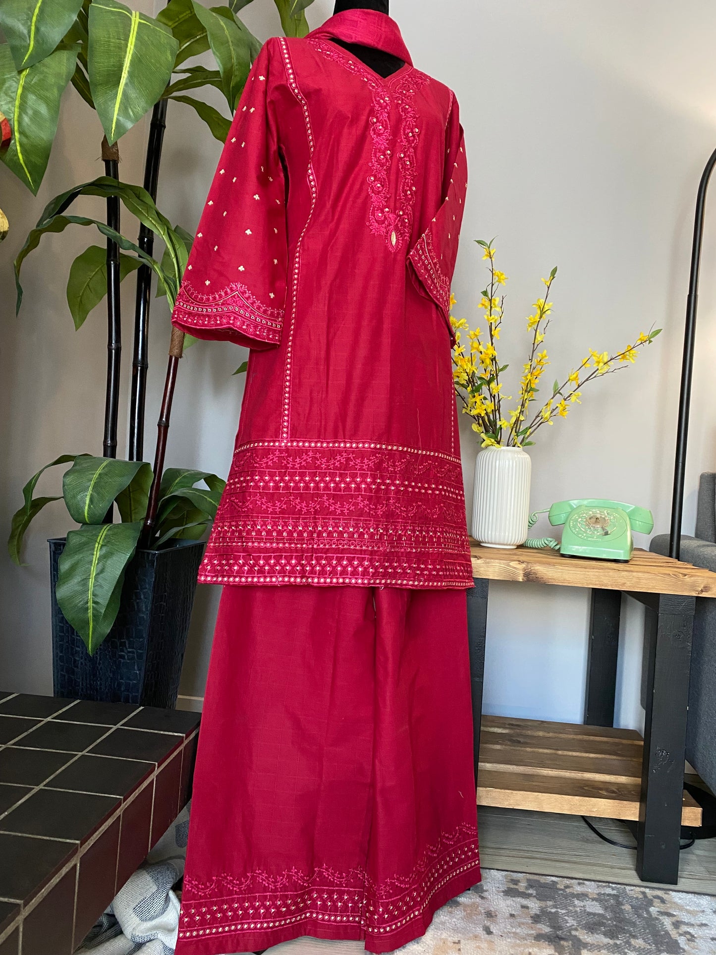 Embroidered Cotton 3-piece PINK