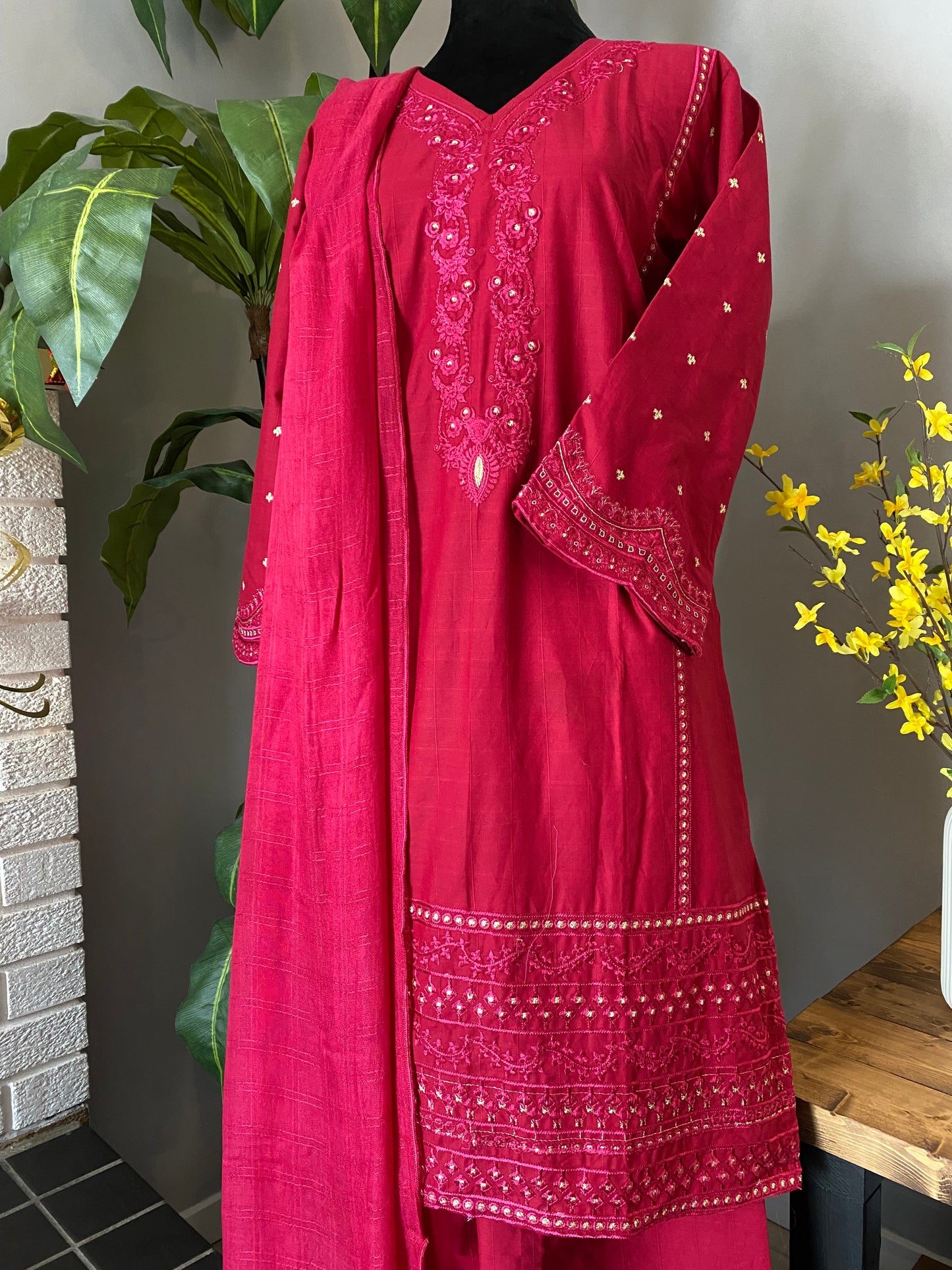 Embroidered Cotton 3-piece PINK