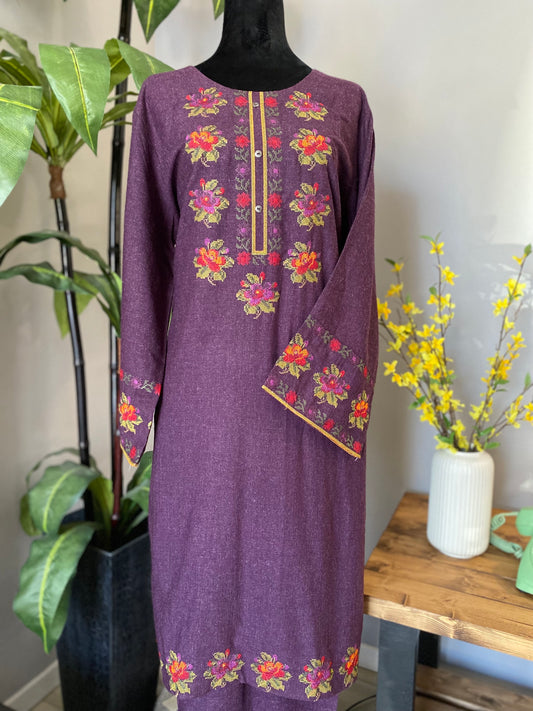 Embroidered Woolen Marina 2-piece PURPLE