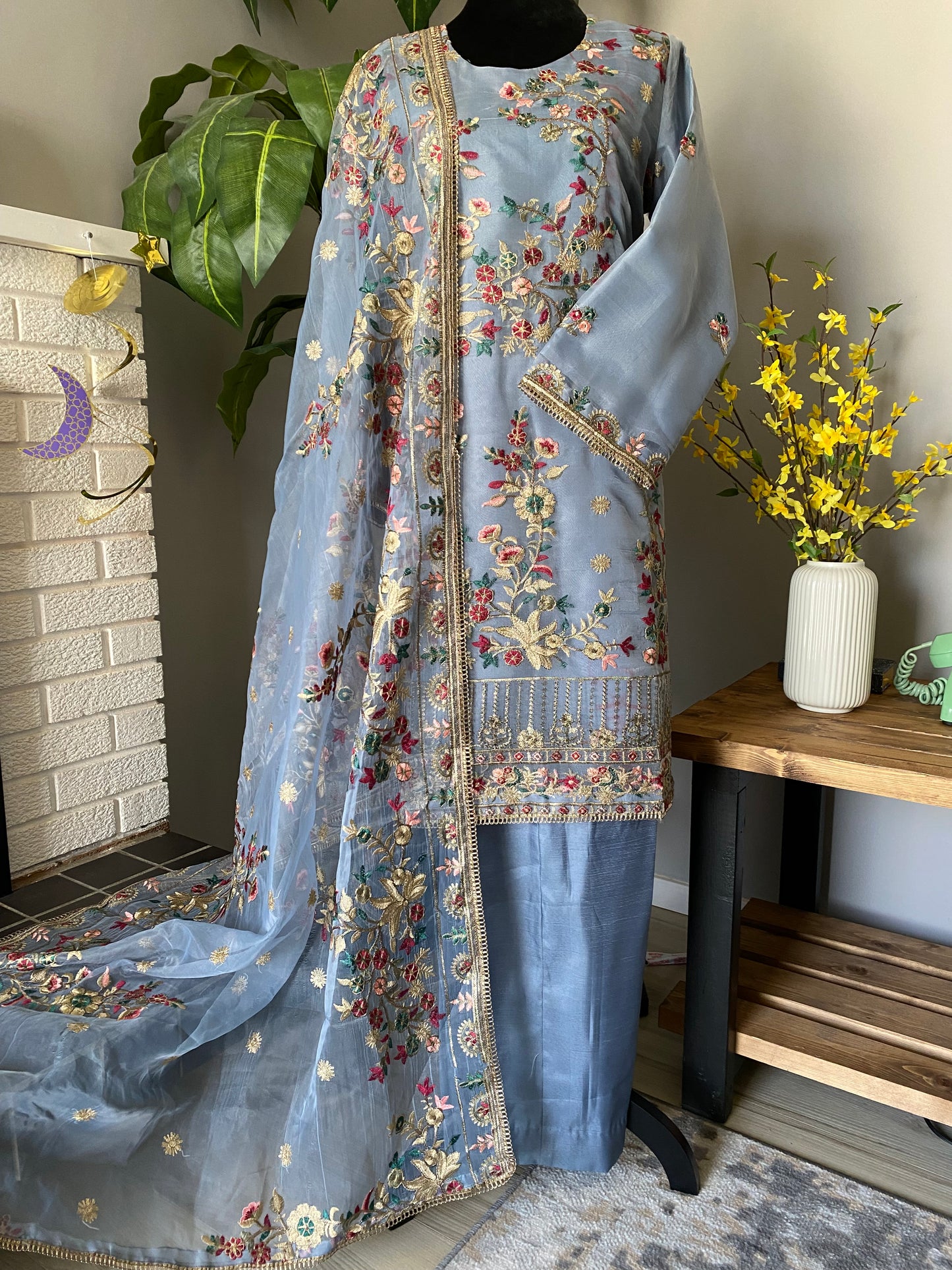 Organza Gray 3-piece dress