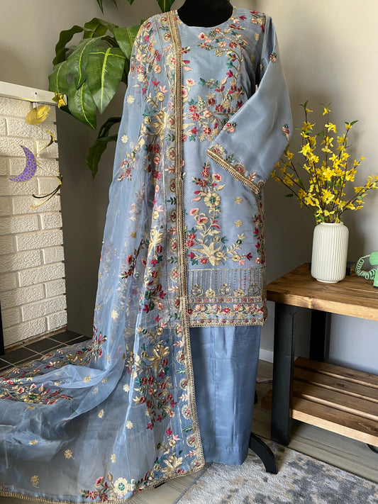 Organza Gray 3-piece dress